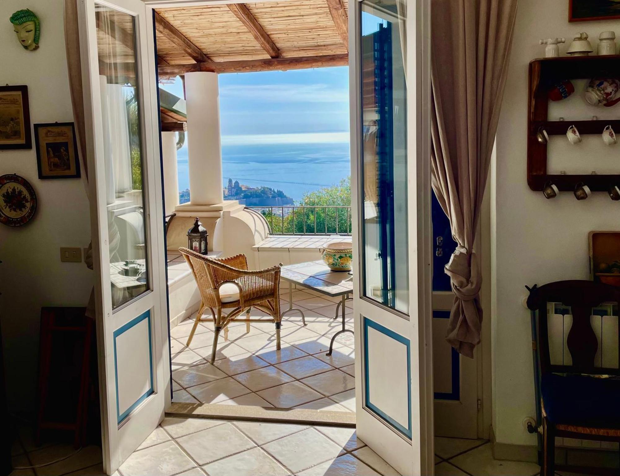 Villa 'A Pisa Lípara Quarto foto