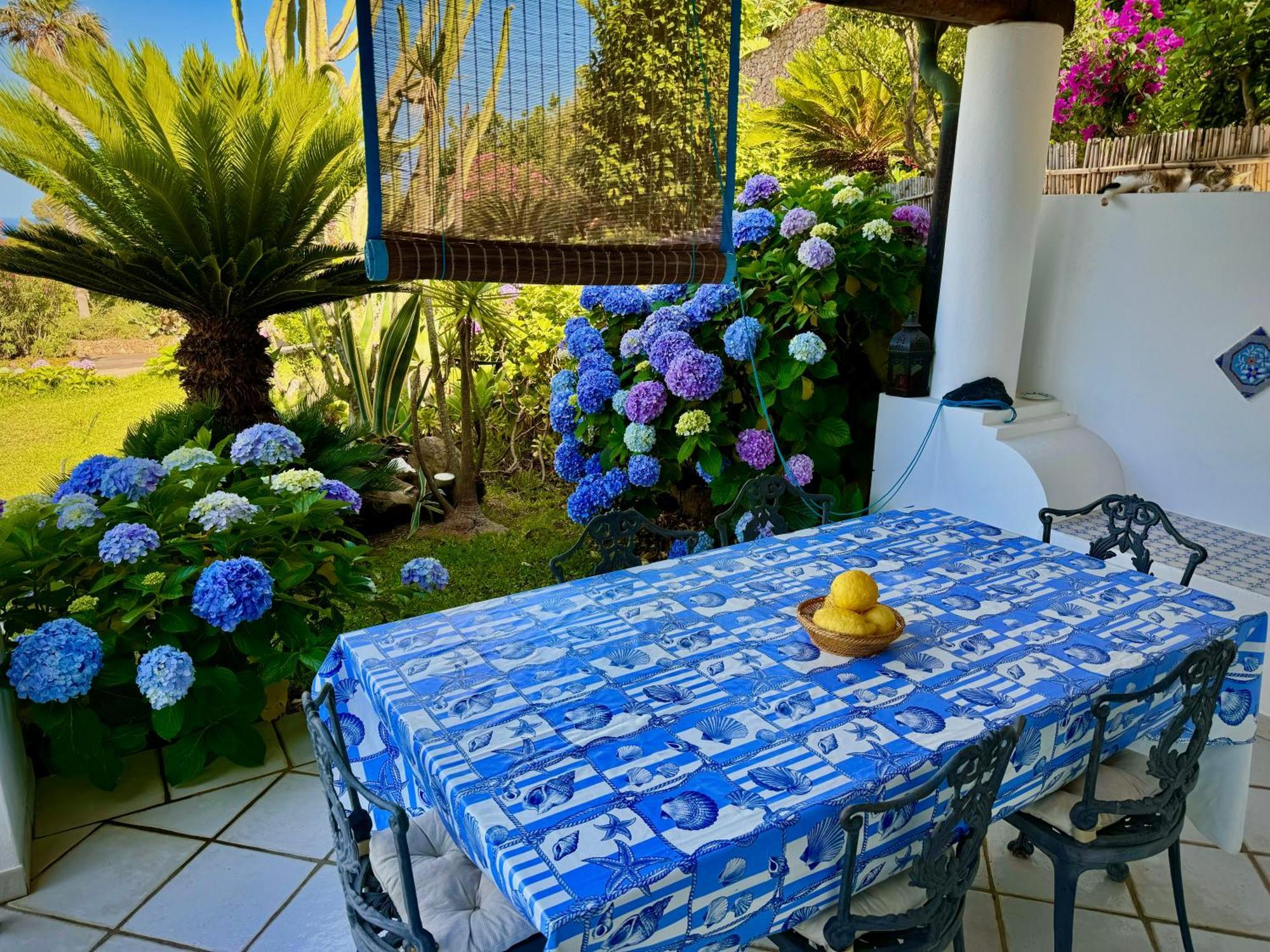 Villa 'A Pisa Lípara Exterior foto